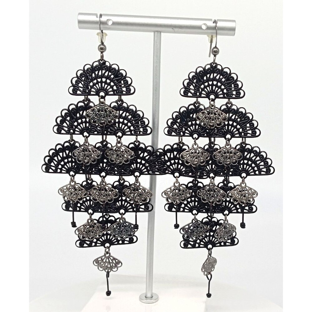 Black & Silver Tone Filigree Fan Dangle Earrings Pierced Unmarked Vintage Style
